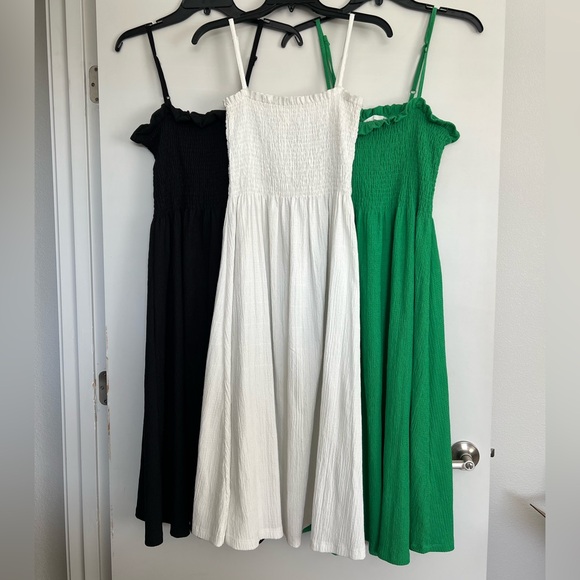 Sleeveless Dress Bundle- Black, White, and Green - Picture 1 of 9